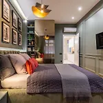 Stylish Comfy W Balcony In Downtown * Budapest