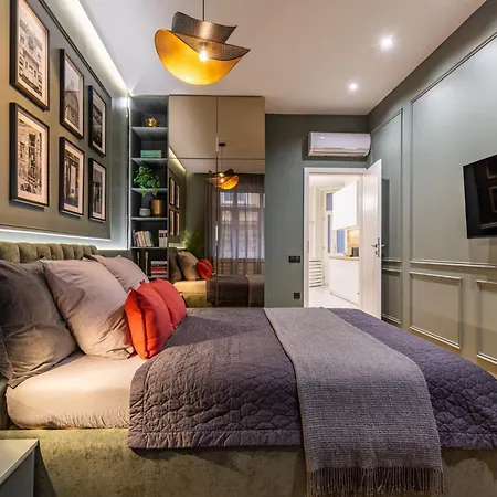 Stylish Comfy W Balcony In Downtown * بودابست